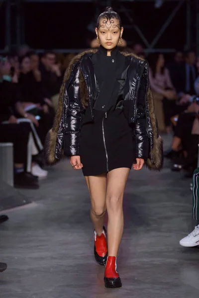 Look 23